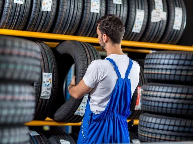 Altıntaş Oto Lastikçi